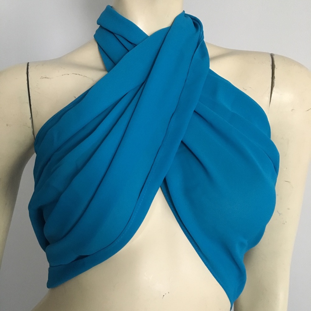🎉HP🎉Versatile Turquoise scarf or shawl
